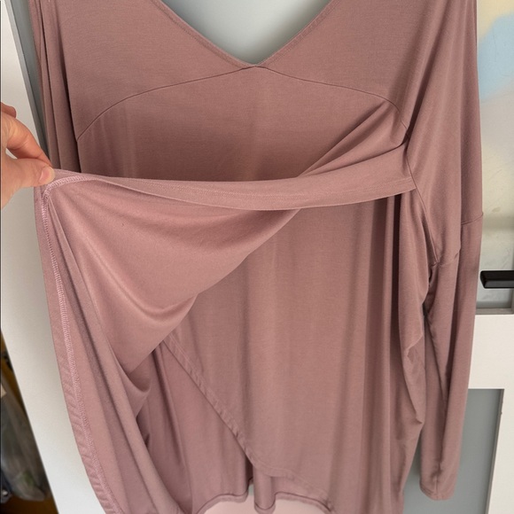 Express Dusty Rose Long Sleeve V-Neck Tunic - Picture 4 of 4